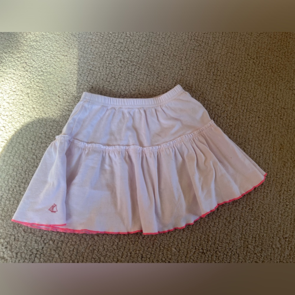 Petit Bateau light pink skirt size 5T. Great condition.